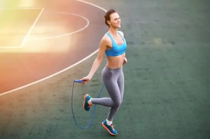 How to Better Protect Your Knees While Jumping Rope